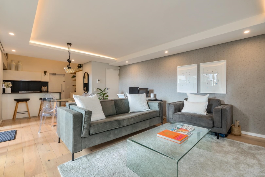 2 Bedroom Property for Sale in Sea Point Western Cape